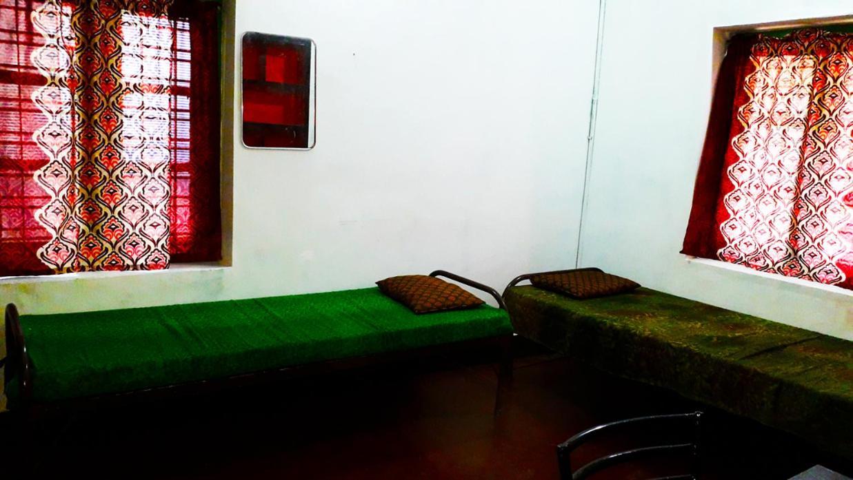 Seenu'S Pg Accommodation 帕拉克卡德 外观 照片